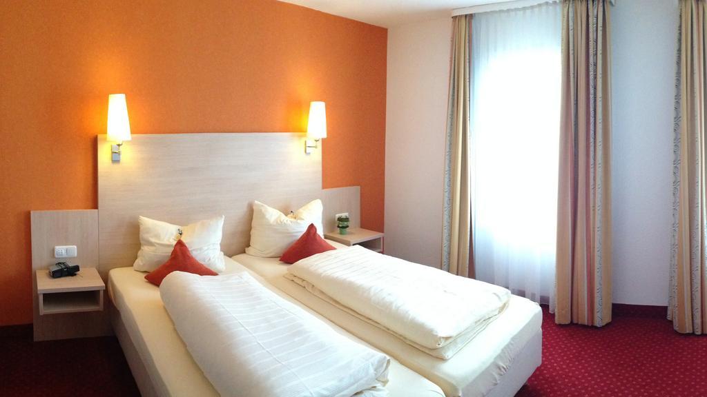 Hotel Cafe Konditorei Koeppel Bingen am Rhein Eksteriør billede